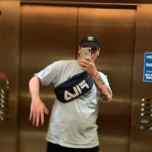 Meet your Posher, Kevin